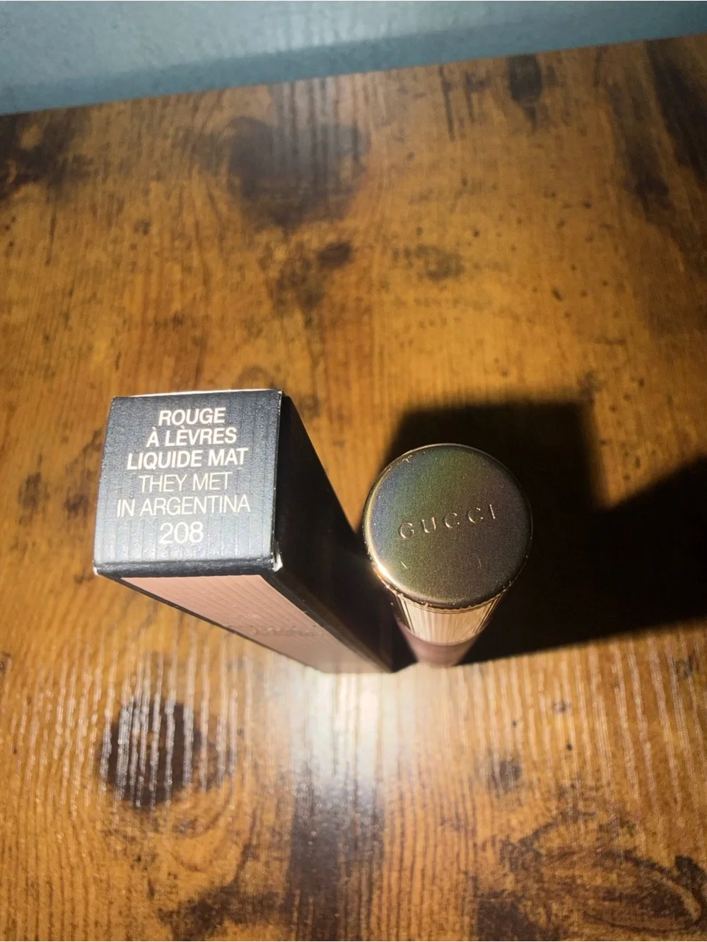 Gucci Rouge à Lèvres Liquide Mat Lip Colour , 208 They Met in Argentina